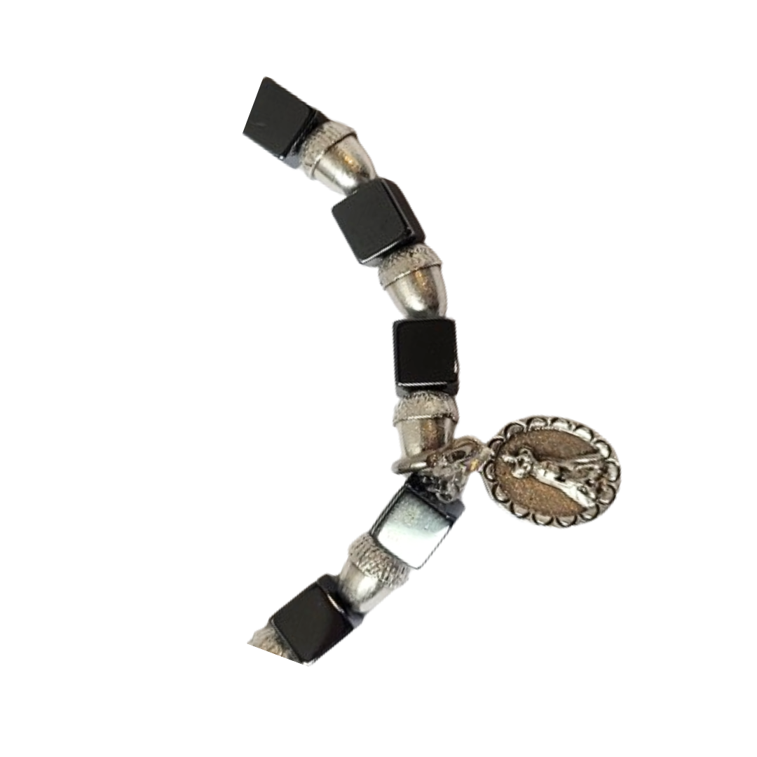 Pulsera de Hematites con Bellotas