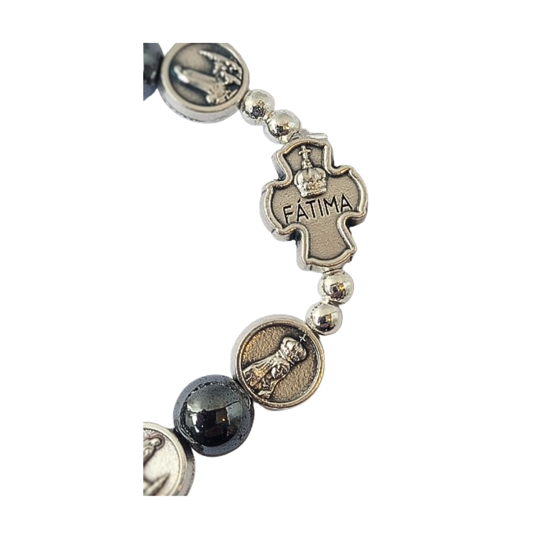 Pulsera de Hematites con Medallas de Protección