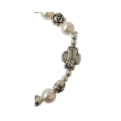 Pearl Bracelet with Roses